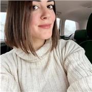 Sono un aspirante Insegnante, per adesso in procinto di laurea in L-19. Mi candido come aiuto compiti anche in diverse materie